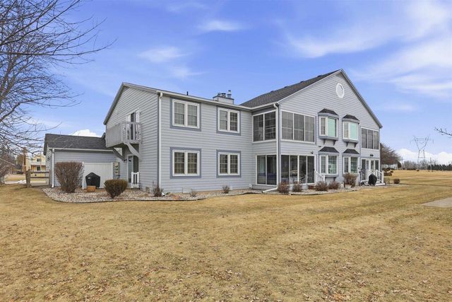 195 CAPTAINS COURT, Winneconne, WI 54986