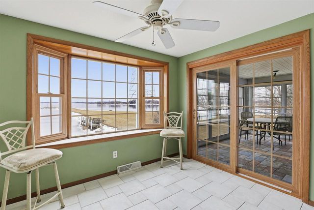 195 CAPTAINS COURT, Winneconne, WI 54986