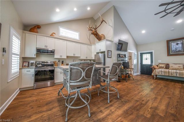 1325 Doyle Cromer Road, King, NC 27021