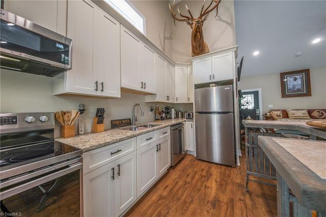 1325 Doyle Cromer Road, King, NC 27021
