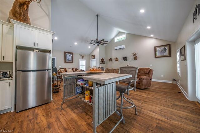 1325 Doyle Cromer Road, King, NC 27021