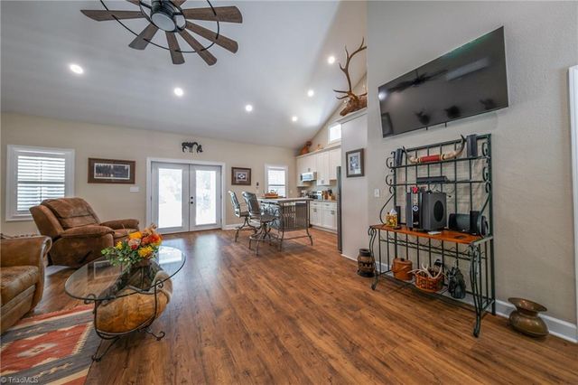 1325 Doyle Cromer Road, King, NC 27021