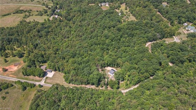 1325 Doyle Cromer Road, King, NC 27021