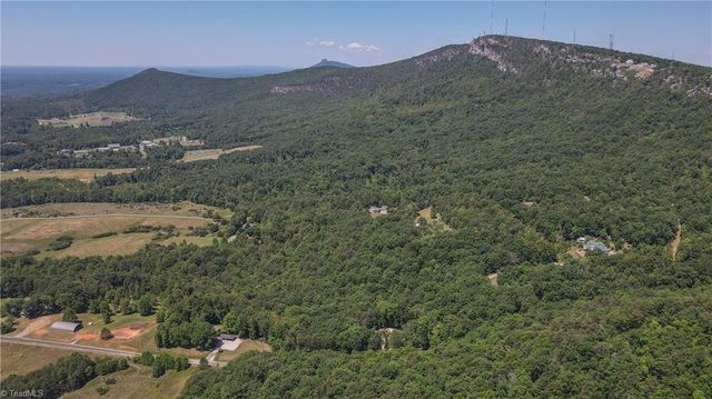 1325 Doyle Cromer Road, King, NC 27021