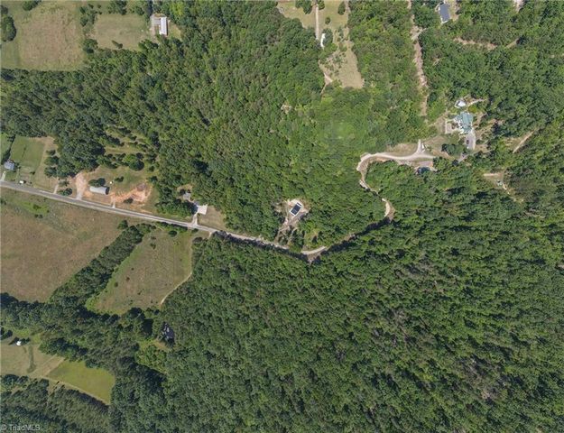 1325 Doyle Cromer Road, King, NC 27021