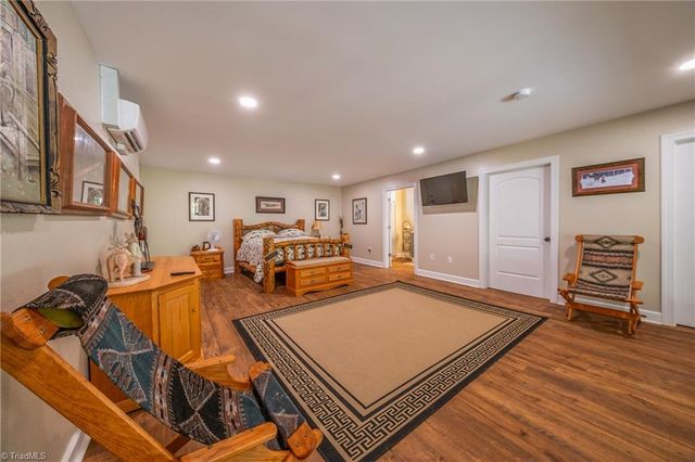 1325 Doyle Cromer Road, King, NC 27021
