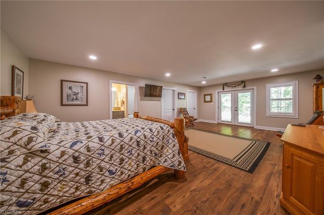 1325 Doyle Cromer Road, King, NC 27021