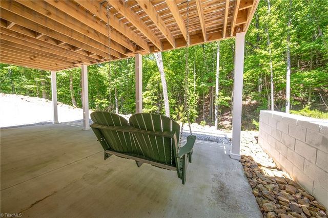 1325 Doyle Cromer Road, King, NC 27021