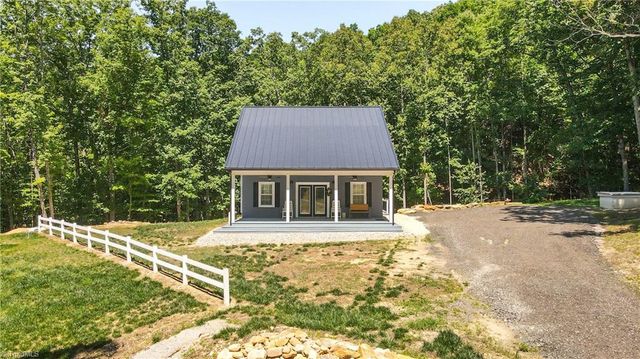 1325 Doyle Cromer Road, King, NC 27021