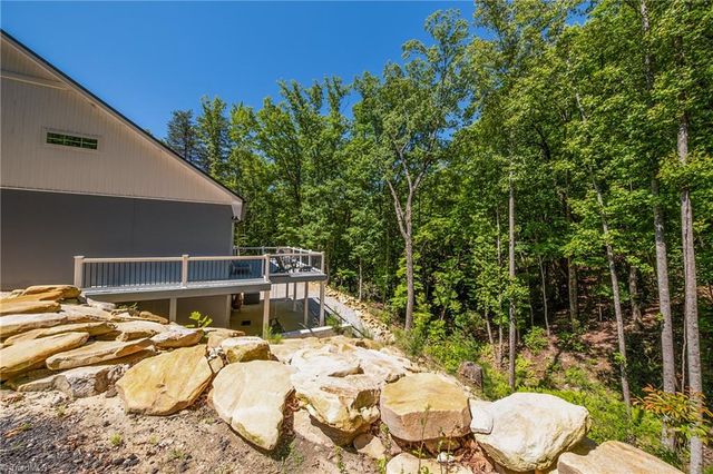 1325 Doyle Cromer Road, King, NC 27021