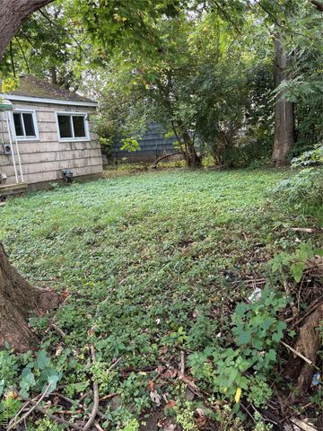 2719 Branch Road, Flint, MI 48506