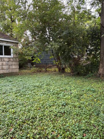 2719 Branch Road, Flint, MI 48506