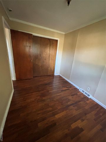 2719 Branch Road, Flint, MI 48506