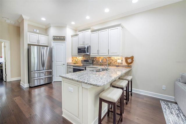 6036 ANCHORAGE WAY S, St Petersburg, FL 33712