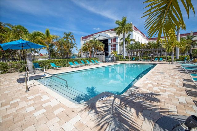 6036 ANCHORAGE WAY S, St Petersburg, FL 33712