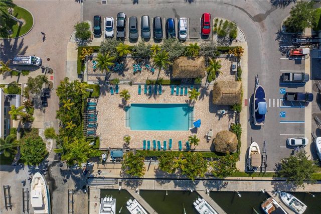 6036 ANCHORAGE WAY S, St Petersburg, FL 33712