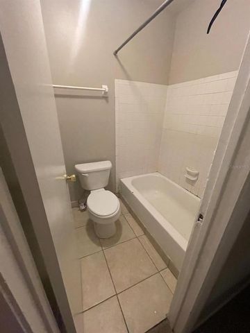 4149 S SEMORAN BOULEVARD 15, Orlando, FL 32822