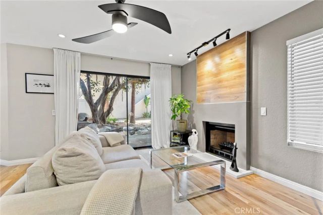 409 Bryson Springs, Costa Mesa, CA 92627