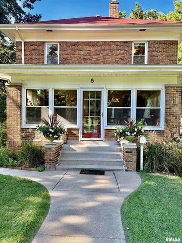 8 DUNCAN Place, Jacksonville, IL 62650