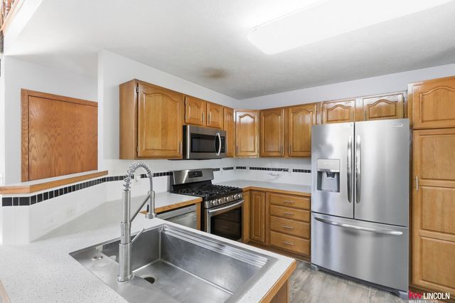 5310 Madalyn Road, Lincoln, NE 68516