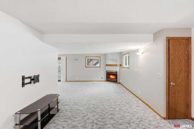 5310 Madalyn Road, Lincoln, NE 68516
