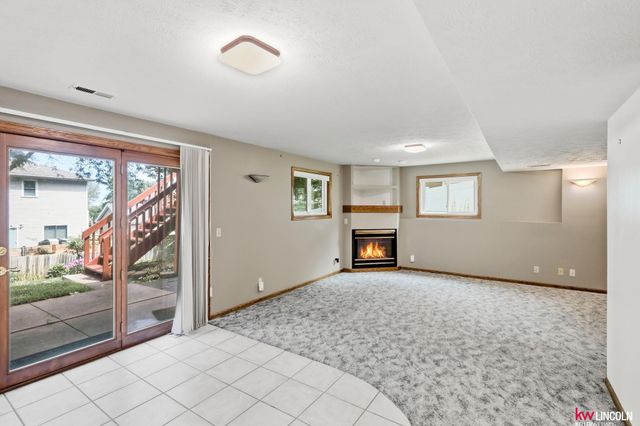 5310 Madalyn Road, Lincoln, NE 68516