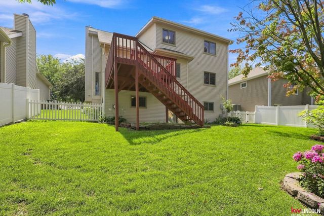 5310 Madalyn Road, Lincoln, NE 68516