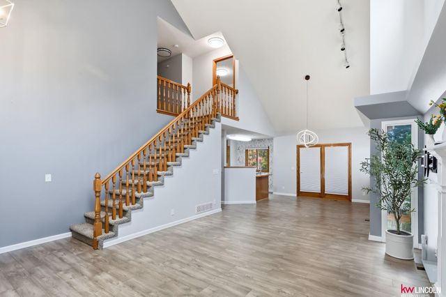 5310 Madalyn Road, Lincoln, NE 68516