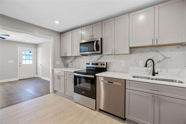 3356 Kings Park Circle, Macon, GA 31217