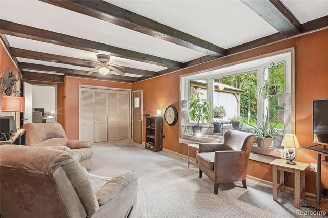 32425 Cloverdale Avenue, Farmington, MI 48336
