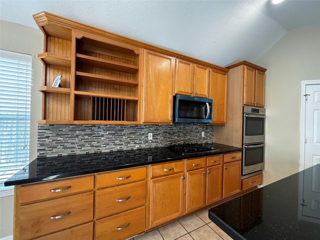 2726 Martinec Drive, Pearland, TX 77584