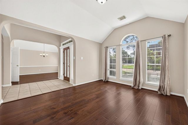 2726 Martinec Drive, Pearland, TX 77584