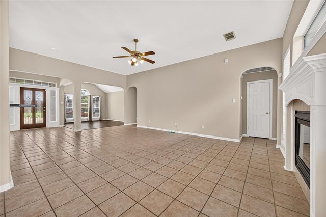 2726 Martinec Drive, Pearland, TX 77584