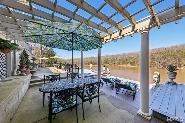 3589 State Route 110, De Soto, MO 63020