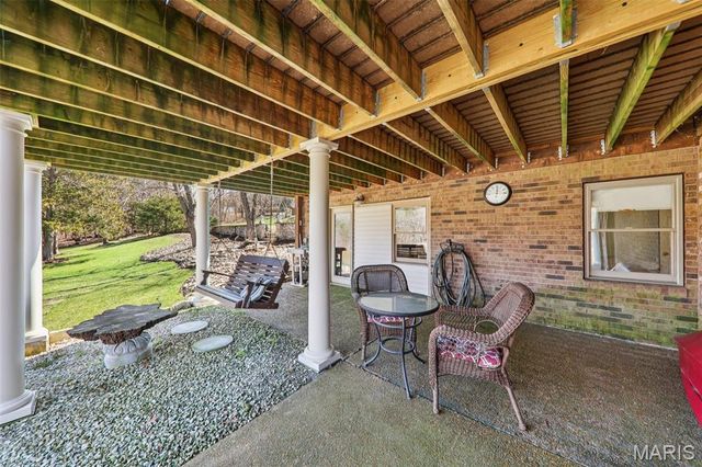 3589 State Route 110, De Soto, MO 63020