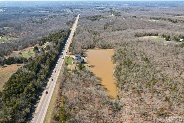 3589 State Route 110, De Soto, MO 63020