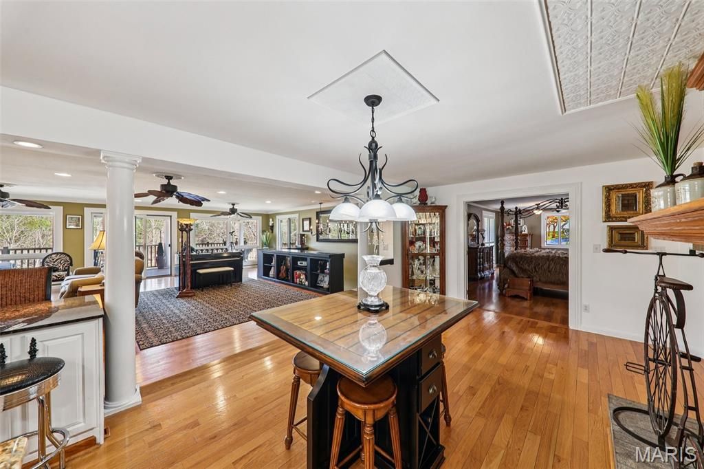 Image 13 of property listing at 3589 State Route 110, De Soto, MO 63020