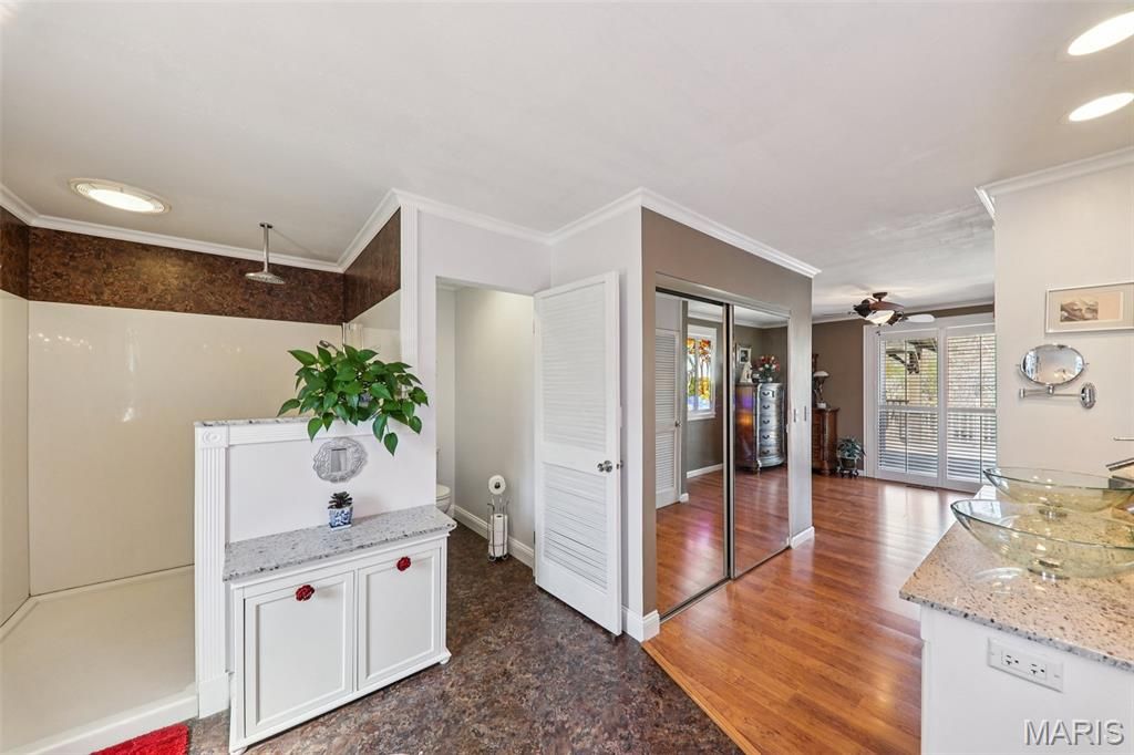 Image 21 of property listing at 3589 State Route 110, De Soto, MO 63020