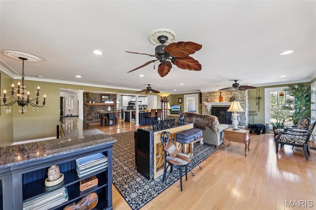 Image 25 of property listing at 3589 State Route 110, De Soto, MO 63020