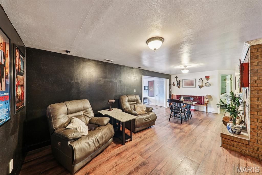 Image 36 of property listing at 3589 State Route 110, De Soto, MO 63020