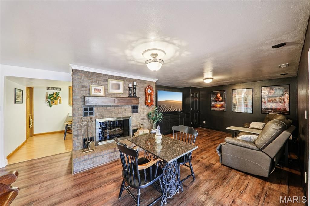 Image 37 of property listing at 3589 State Route 110, De Soto, MO 63020