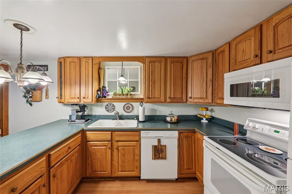 Image 39 of property listing at 3589 State Route 110, De Soto, MO 63020