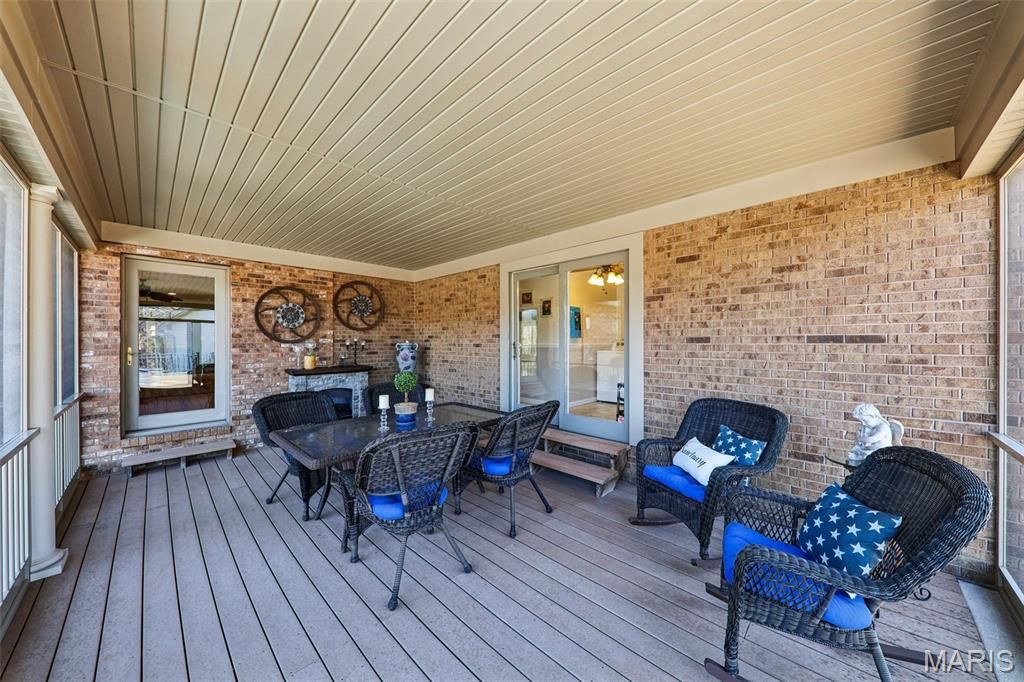 Image 45 of property listing at 3589 State Route 110, De Soto, MO 63020