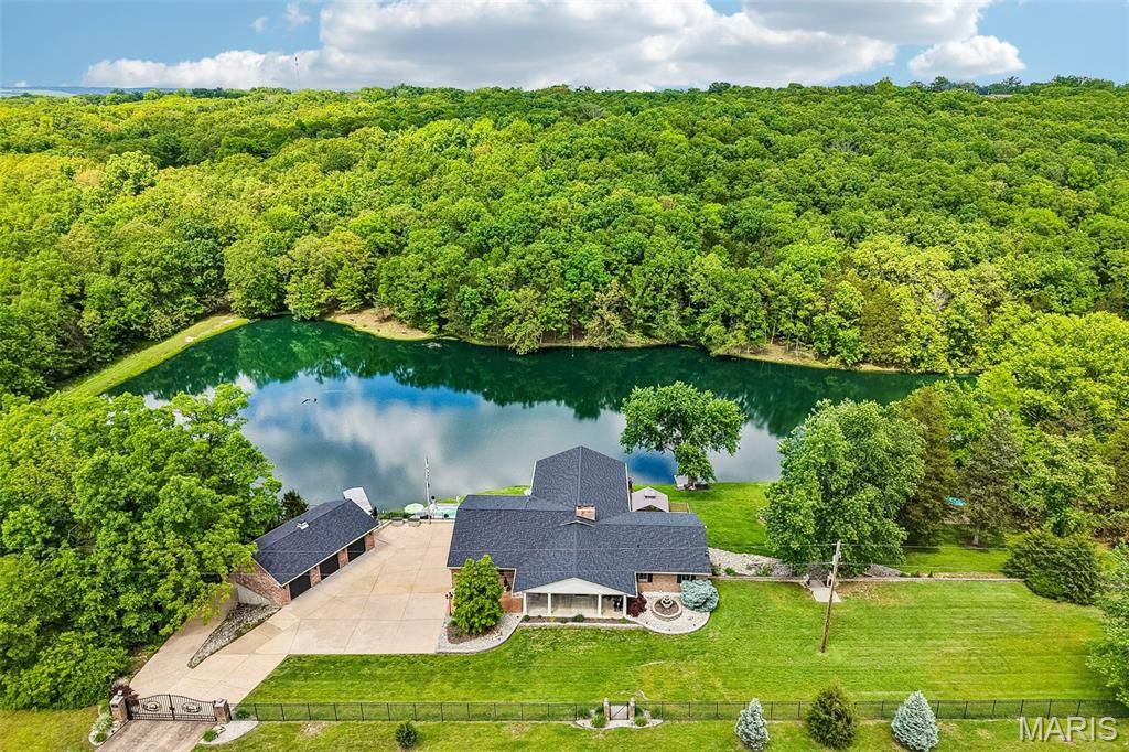 Image 59 of property listing at 3589 State Route 110, De Soto, MO 63020