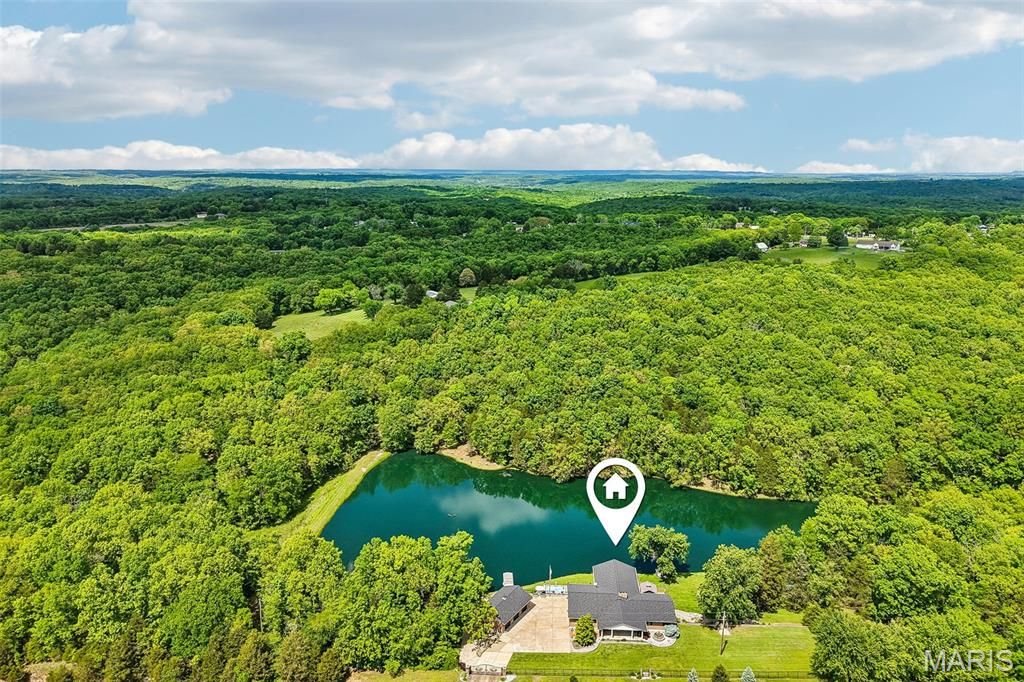 Image 62 of property listing at 3589 State Route 110, De Soto, MO 63020