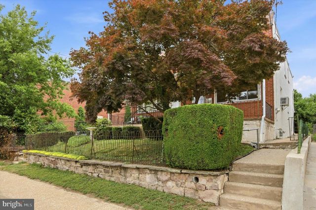 609 E OAK ST, Norristown, PA 19401
