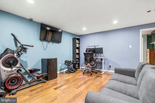 609 E OAK ST, Norristown, PA 19401