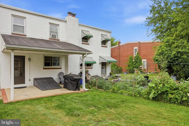 609 E OAK ST, Norristown, PA 19401