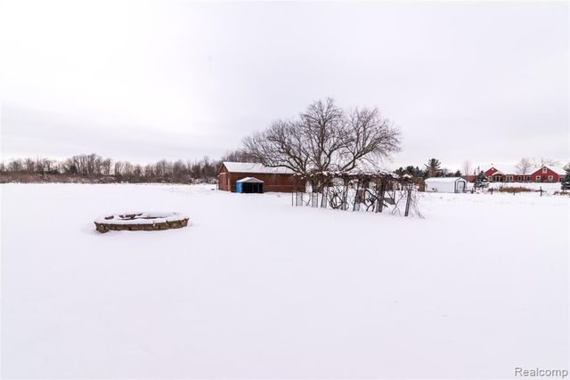 5383 N Henderson Road, Update, MI 48423