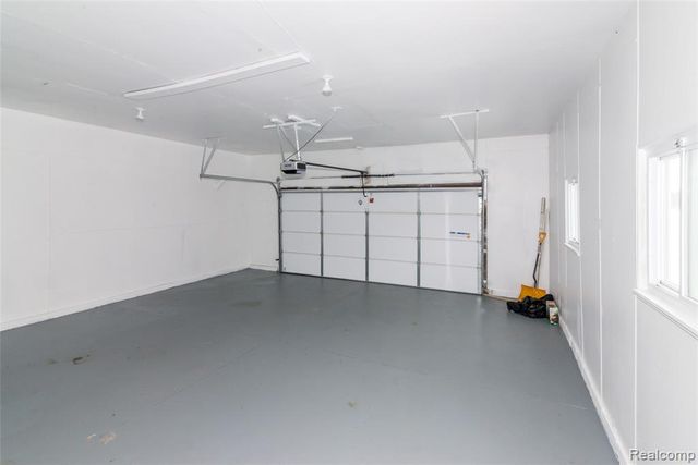 5383 N Henderson Road, Update, MI 48423